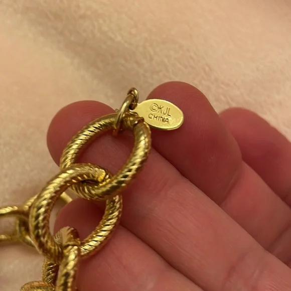 True vintage Kenneth Jay Lane huge plastic white ball vintage necklace KJL - Picture 5 of 6